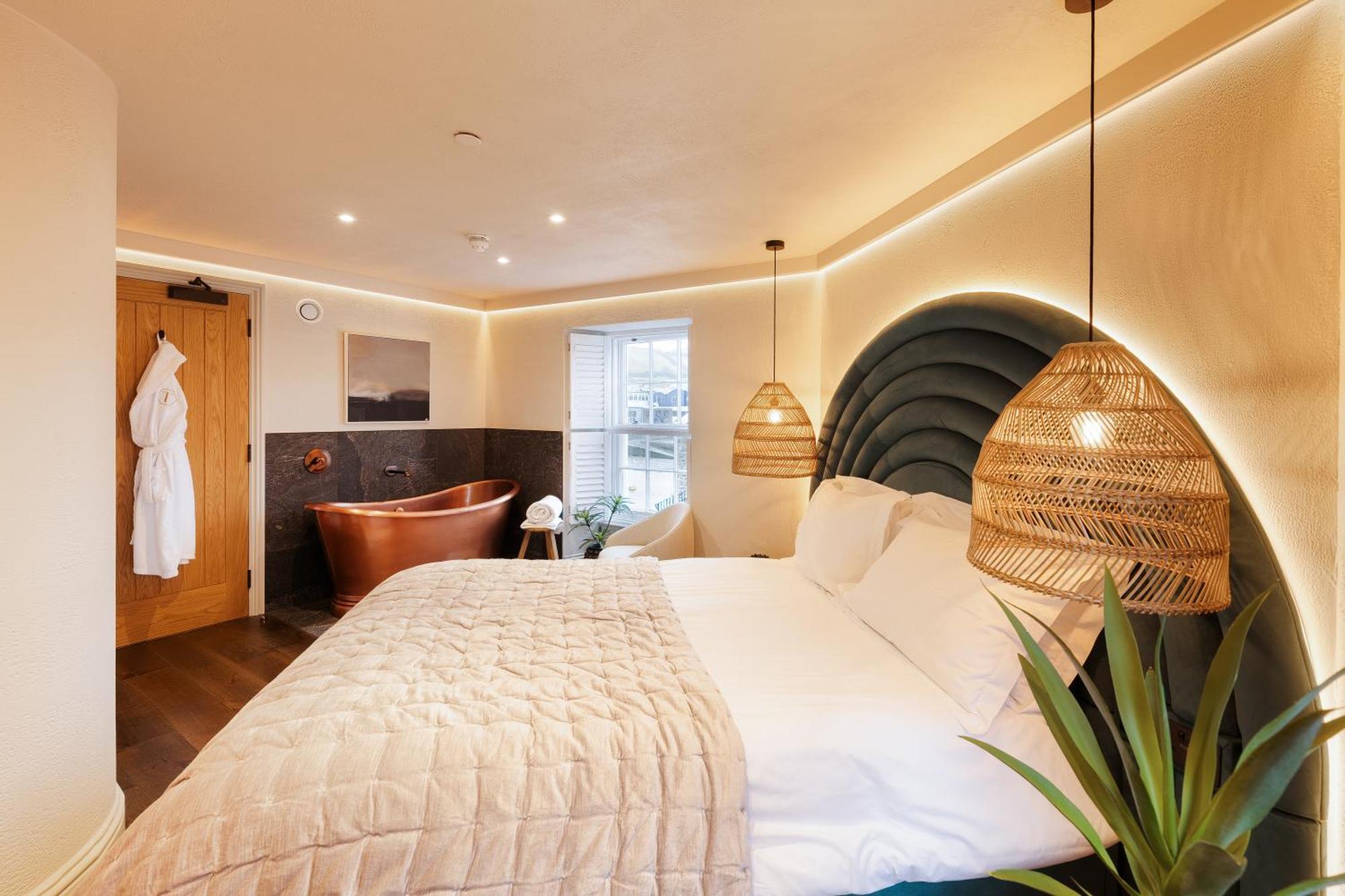 Hive Townhouse Hotel อาแบร์ไรรอน ภายนอก รูปภาพ