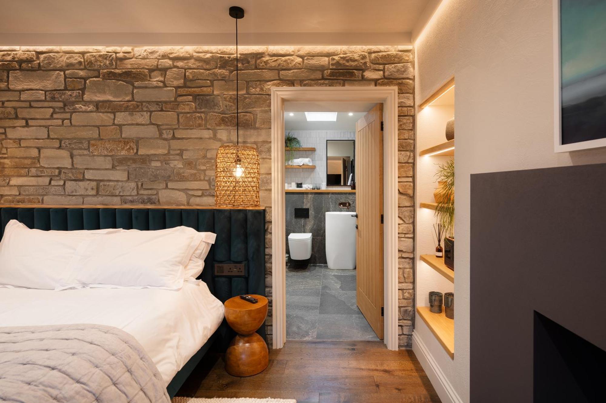 Hive Townhouse Hotel อาแบร์ไรรอน ภายนอก รูปภาพ